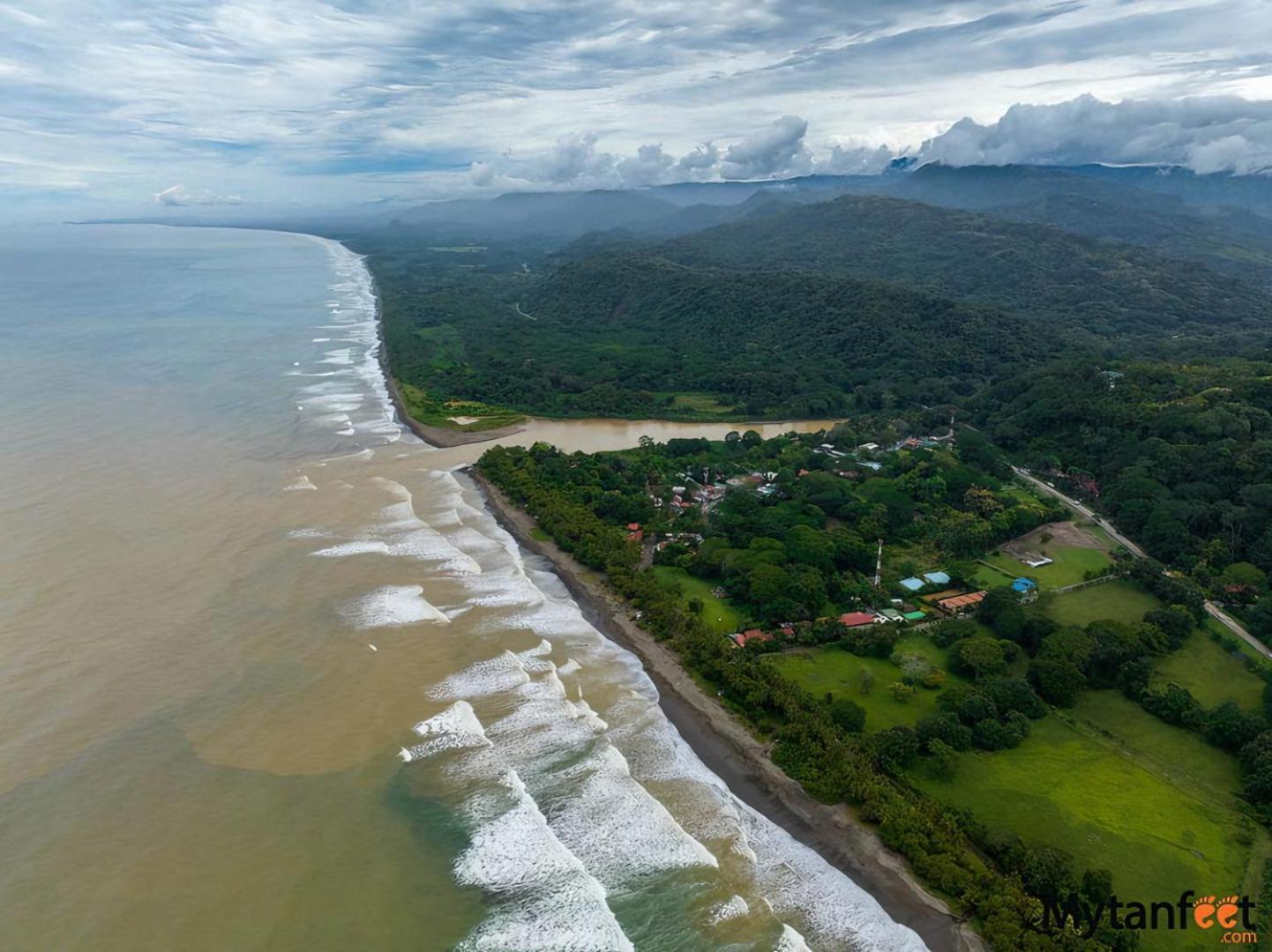 Bamboo River House And Hotel Доминикаль Экстерьер фото